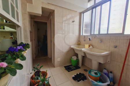 Apartamento a venda em Higienópolis