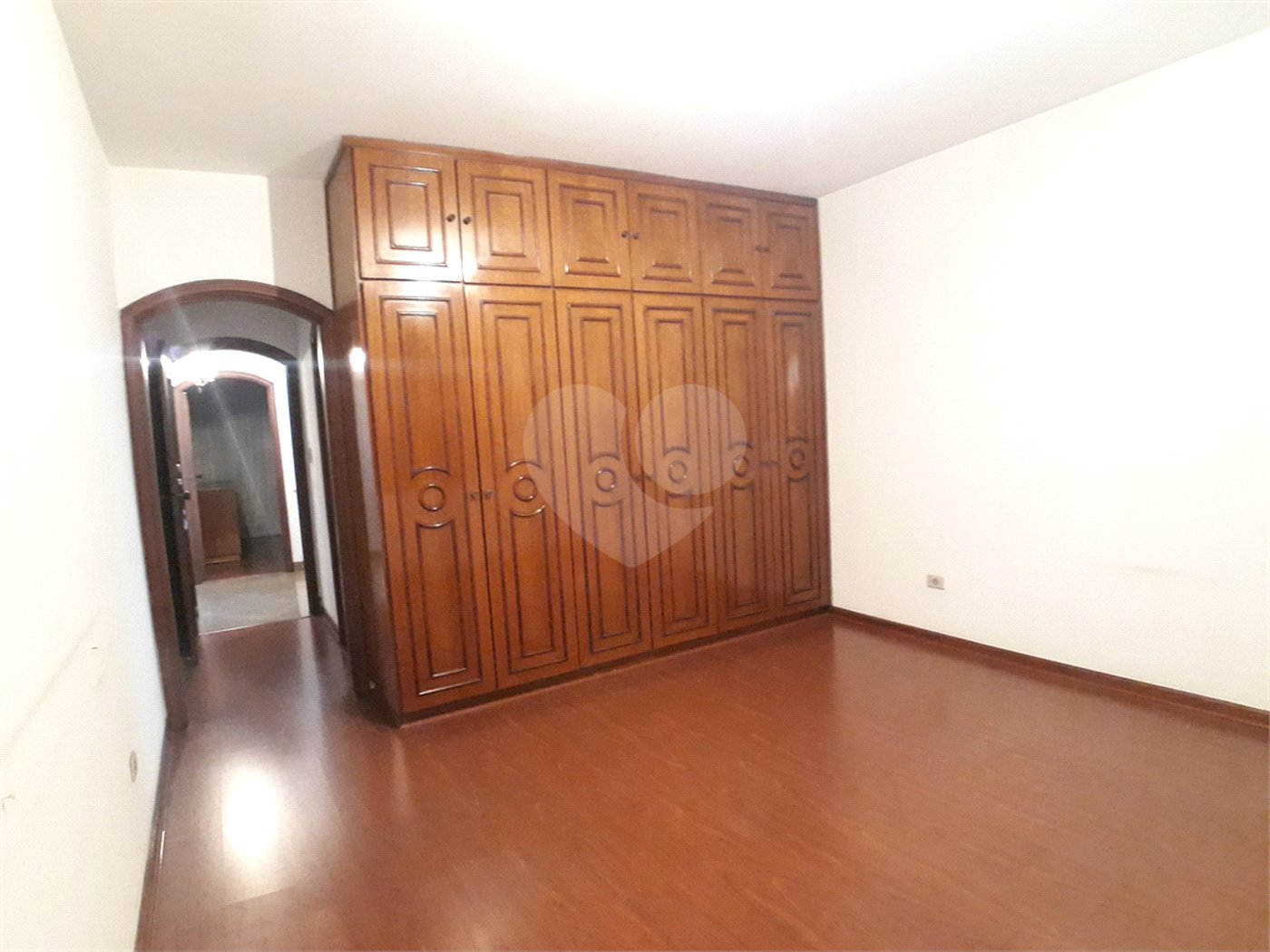 Sobrado à venda com 4 quartos, sendo 2 suítes, em Santana, São Paulo, SP