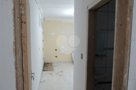 Casa à venda com 1 suíte em Vila Amorim, Suzano, SP