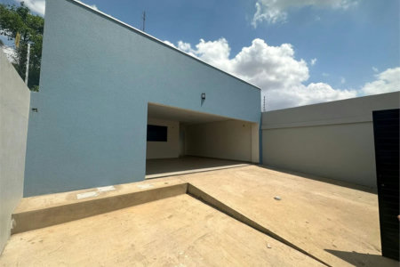 Casa à venda com 4 quartos, sendo 1 suíte, em Bacaba, Balsas, MA