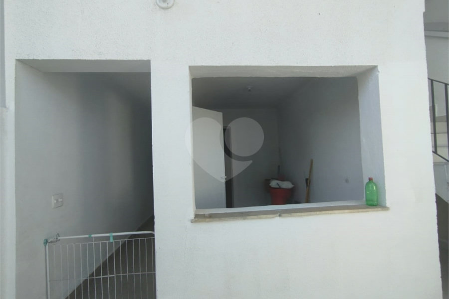 Sobrado à venda com 3 quartos em Vila Irmãos Arnoni, São Paulo, SP