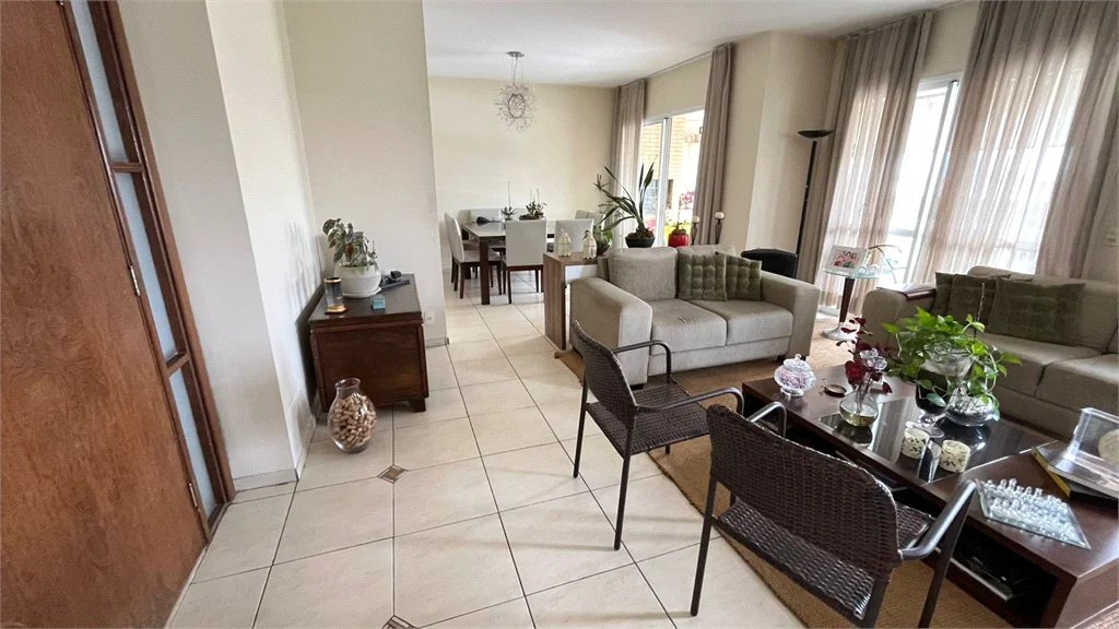 Apartamento à venda com 4 quartos, sendo 3 suítes, em Vila Andrade, São Paulo, SP