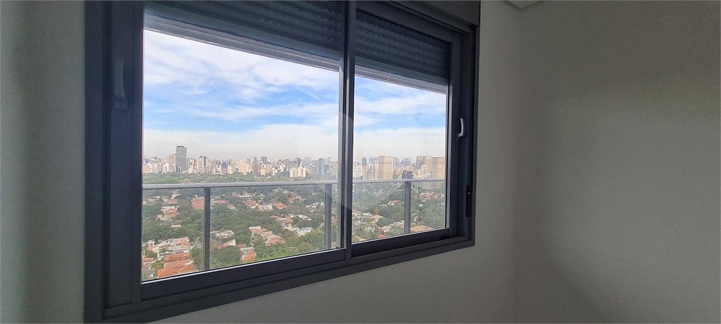 Apartamento à venda com 2 quartos, sendo 1 suíte,  em Pinheiros, São Paulo, SP