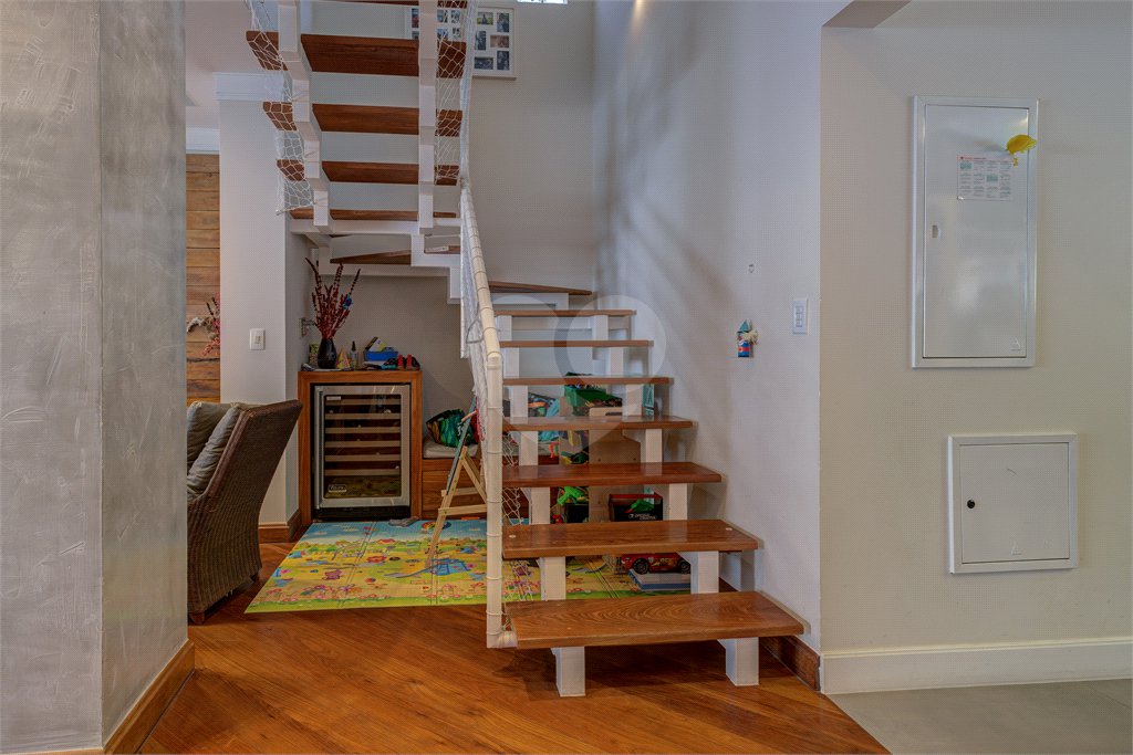 Casa à venda com 3 suítes no condomínio Villa Splendore, São Paulo - SP