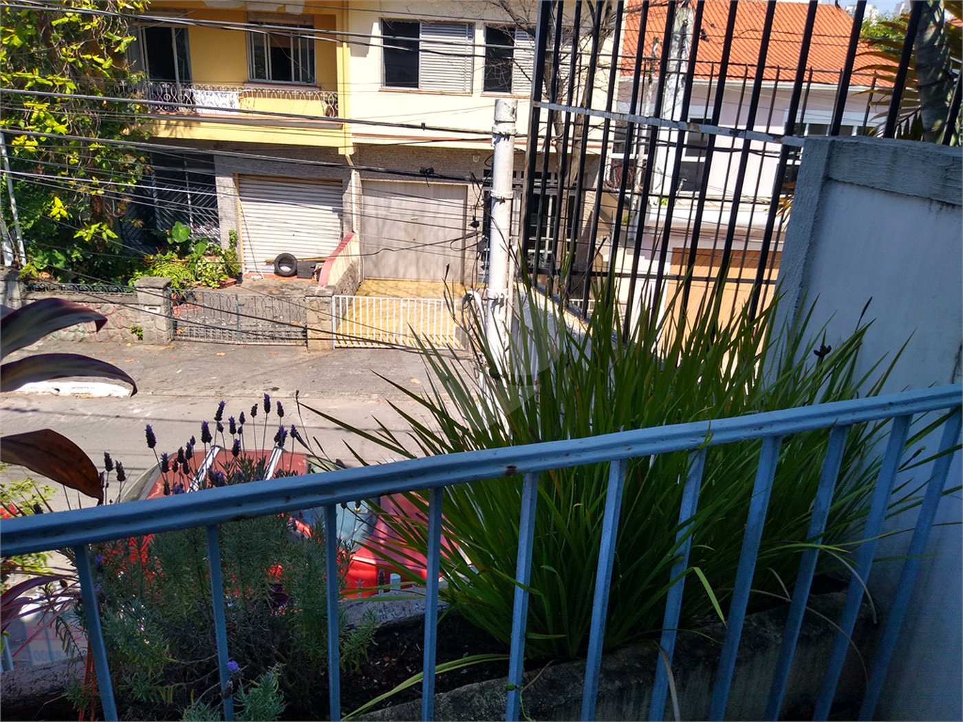 Sobrado à venda com 4 quartos, sendo 3 suítes,  em Vila Monumento, São Paulo, SP