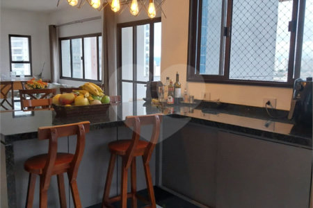 Apartamento à venda com 4 quartos, sendo 1 suíte,  em Vila Ipojuca, São Paulo, SP