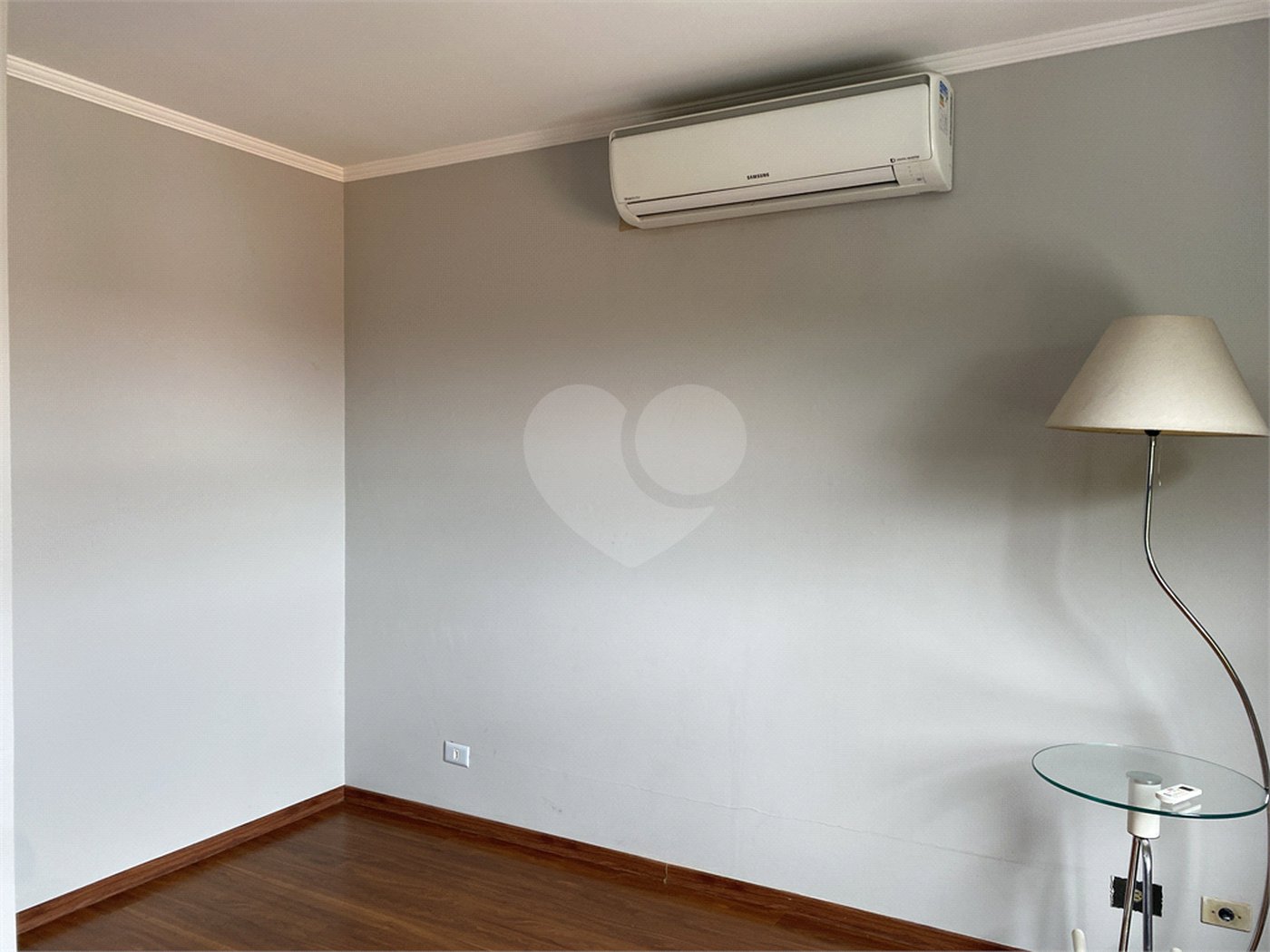 Casa à venda com 3 suítes em Jardim Leonor, São Paulo, SP