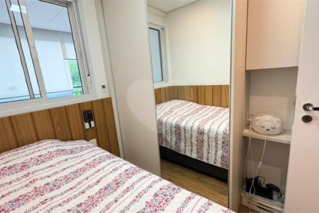 Apartamento à venda com 3 quartos, sendo 1 suíte, em Santo Amaro, São Paulo, SP