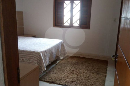 Casa à venda com 3 quartos em Sítio São José, Suzano, SP