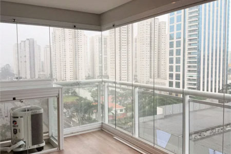 Flat Mobiliado e Reformado de 42 m² com Varanda e Vista Panorâmica em Frente ao Shopping Metrópole – Centro de SBC