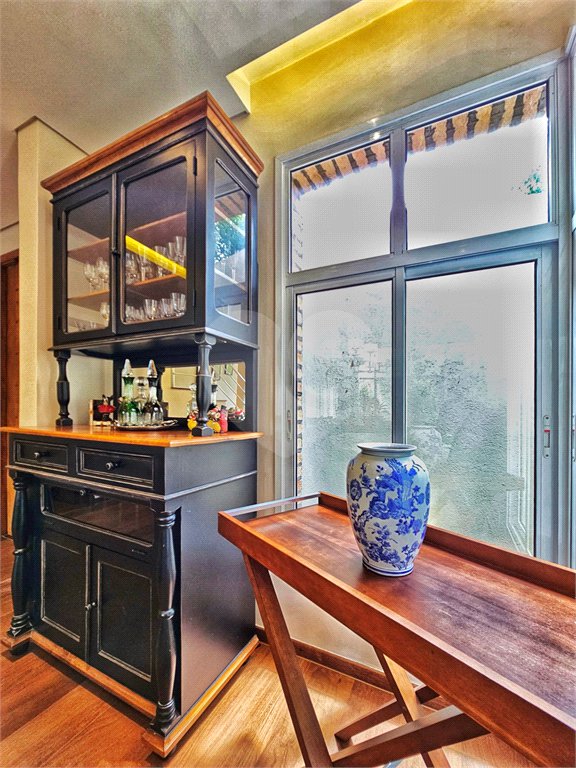 Casa à venda com 4 suítes no condomínio Ville Courchevel, São Paulo - SP