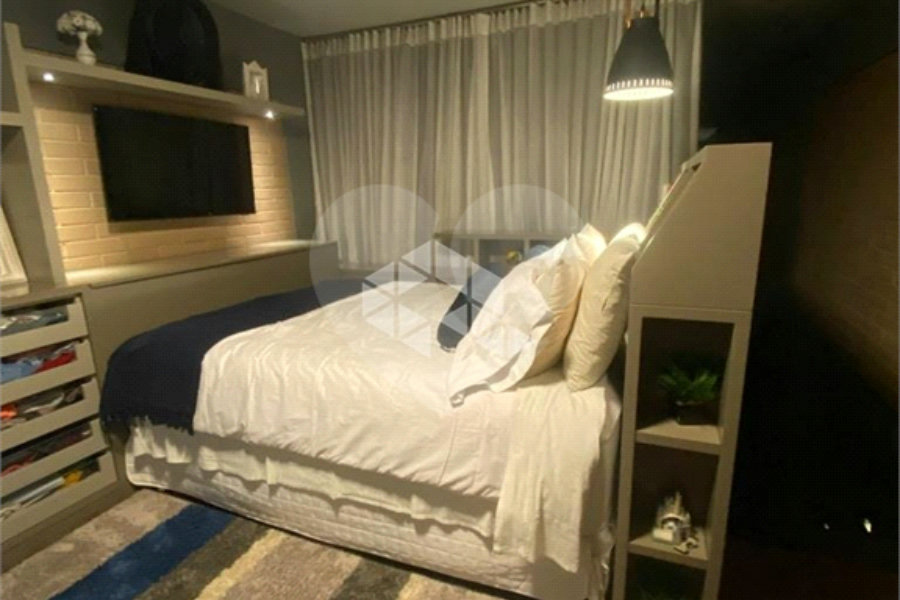 Sobrado à venda com 3 quartos, sendo 2 suítes, em Parque Edu Chaves, São Paulo, SP
