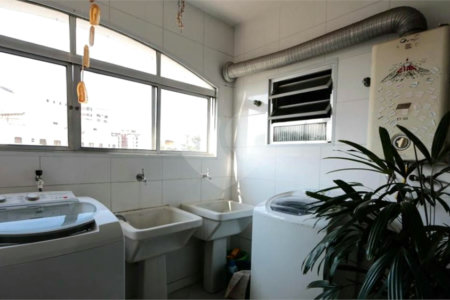 Apartamento à venda com 3 suítes em Vila Morumbi, São Paulo, SP