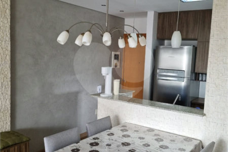 Apartamento à venda com 2 quartos, sendo 1 suíte,  em Vila Mogilar, Mogi das Cruzes, SP