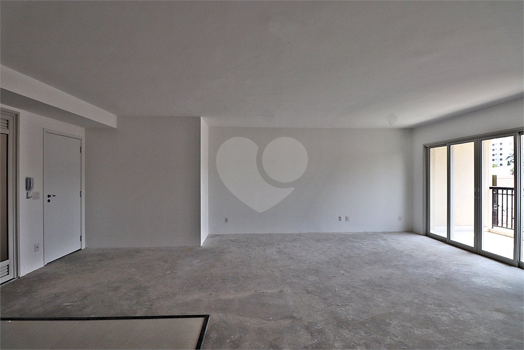Apartamento à venda com 3 suítes em Santana, São Paulo, SP