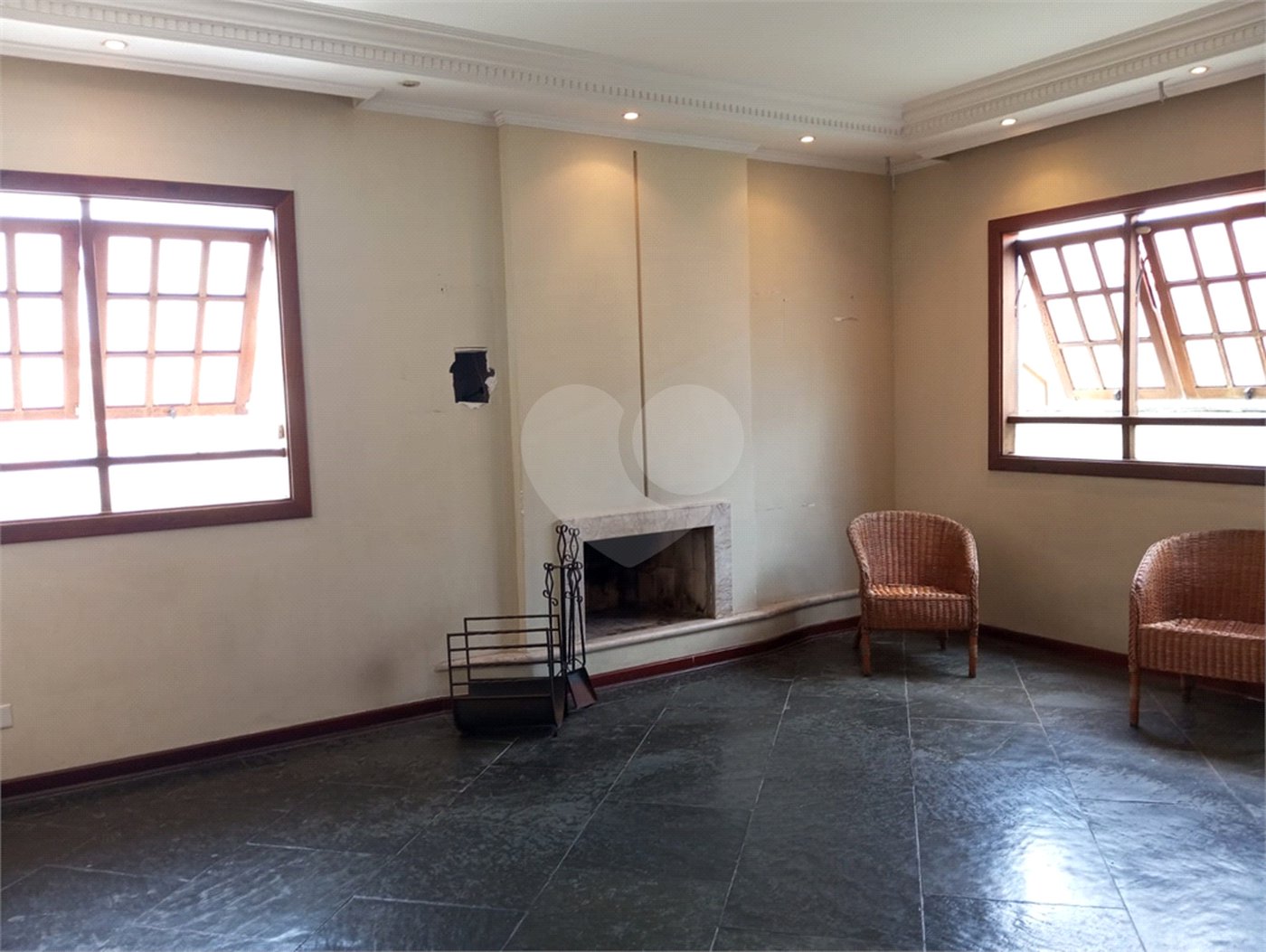 Casa à venda com 3 quartos, sendo 1 suíte, em Vila Nivi, São Paulo, SP