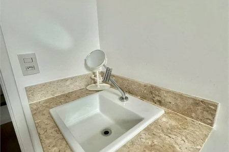 Apartamento à venda com 3 quartos, sendo 1 suíte,  em Vila Andrade, São Paulo, SP