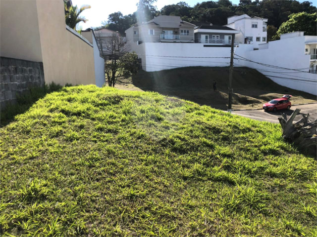 Terreno à venda em Horto, São Paulo, SP