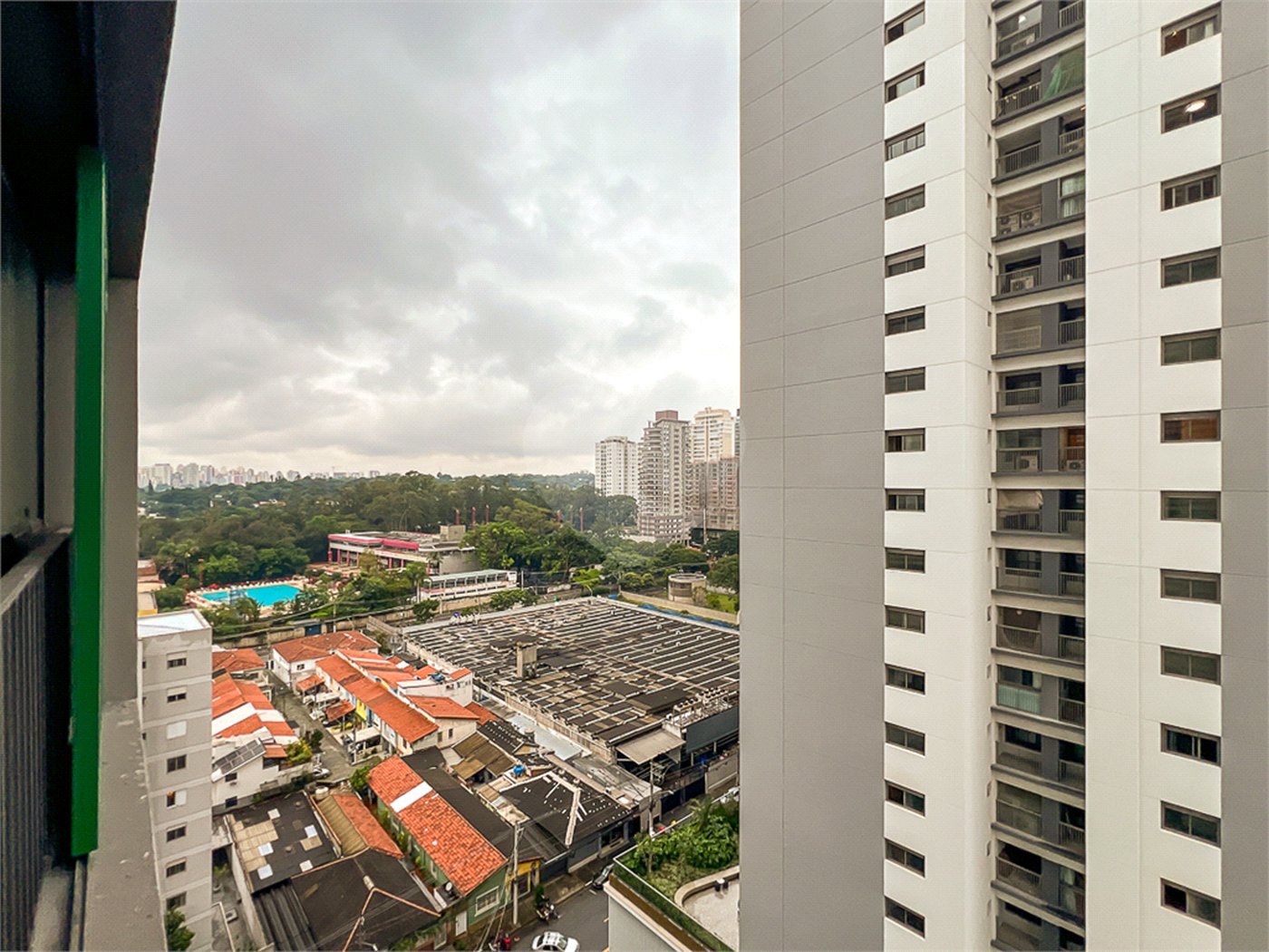 Apartamento à venda com 2 quartos, sendo 1 suíte, em Santo Amaro, São Paulo, SP