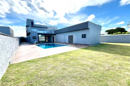 Casa à venda com 4 suítes no condomínio Saint Patrick, Sorocaba - SP