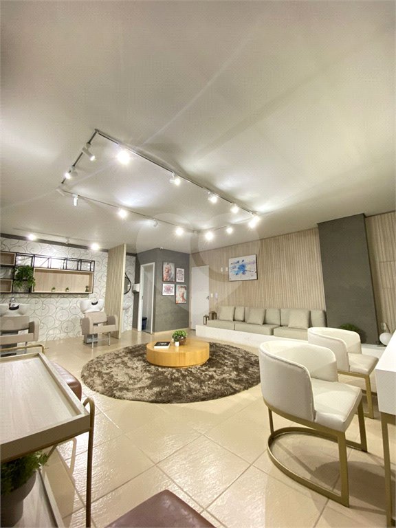 Apartamento à venda com 2 quartos em Parque Edu Chaves, São Paulo, SP