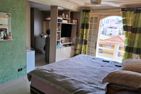 Casa à venda com 4 quartos, sendo 2 suítes, em Vila Indiana, São Paulo, SP