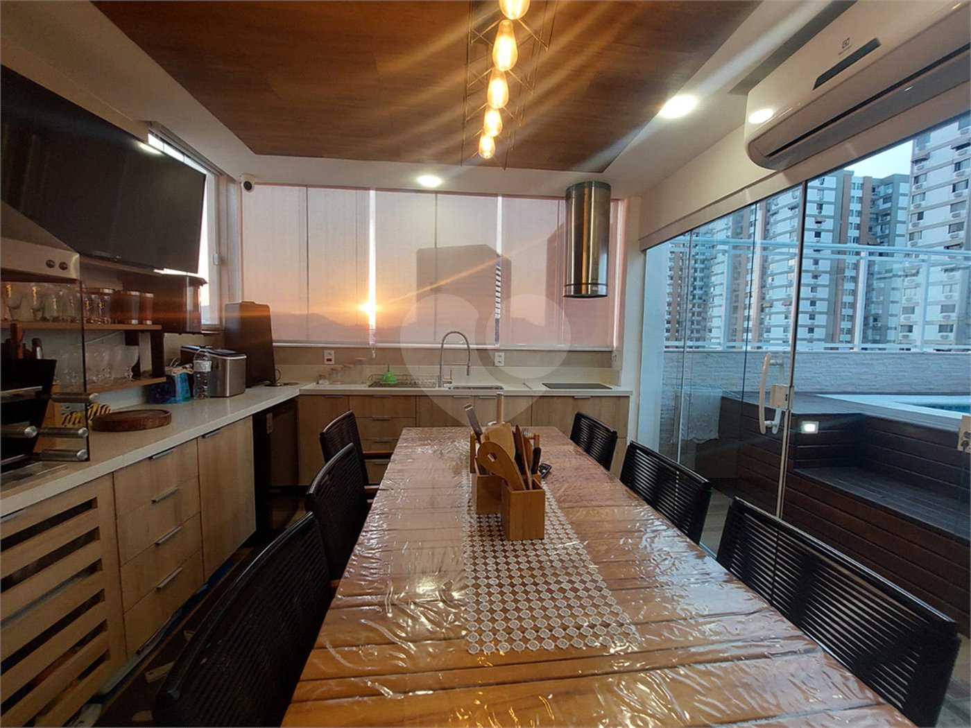 Cobertura à venda com 3 quartos, sendo 2 suítes,  em Maracanã, Rio de Janeiro, RJ