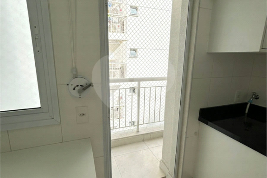 Apartamento à venda com 3 suítes em Barra Funda, São Paulo, SP