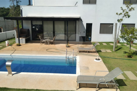 Casa à venda com 4 quartos, sendo 2 suítes, no condomínio Campos de Santo Antonio II, Itu - SP