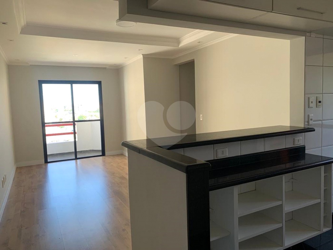 Apartamento à venda com 3 quartos, sendo 1 suíte,  em Vila Andrade, São Paulo, SP