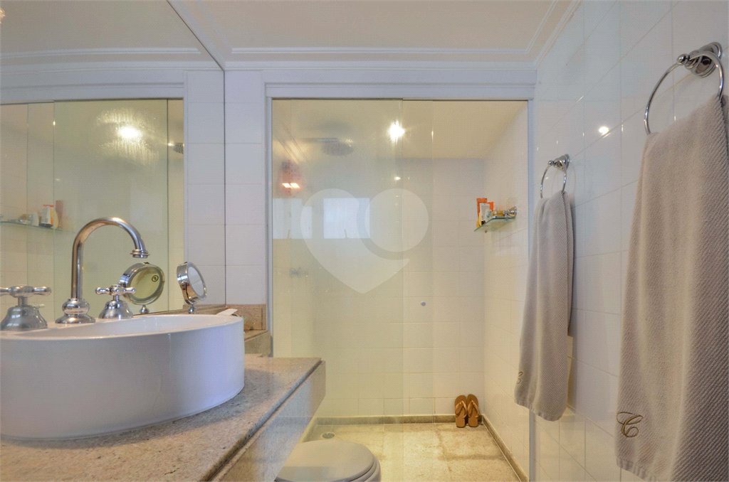 Casa à venda com 5 quartos, sendo 4 suítes, no condomínio Espaço Mobile - Real Parque, São Paulo - SP
