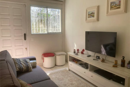 Sobrado à venda com 3 quartos, sendo 1 suíte, em Vila Ipojuca, São Paulo, SP