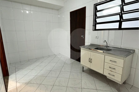 Casa para alugar com 2 quartos, sendo 1 suíte, no condomínio Terra Nostra III, São Paulo - SP