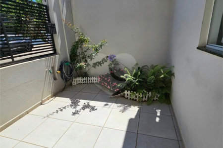 Casa à venda com 3 quartos, sendo 1 suíte, em Vila Nastri, Itapetininga, SP