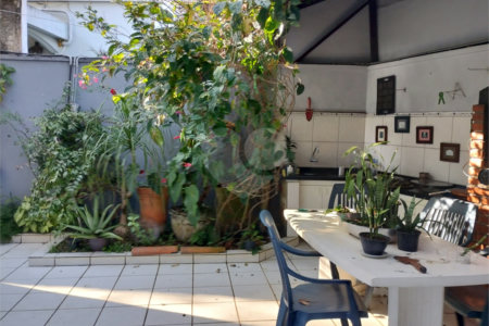 Casa de Vila à venda com 3 suítes em Jardim Londrina, São Paulo, SP