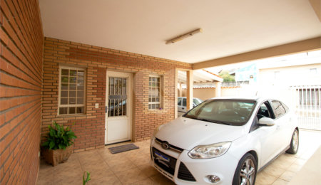 Casa à venda com 3 quartos, sendo 1 suíte,  em Jardim São José, São Roque, SP