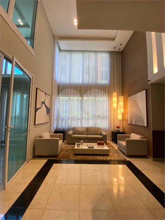 Apartamento à venda com 3 quartos, sendo 1 suíte, em Vila Regente Feijó, São Paulo, SP