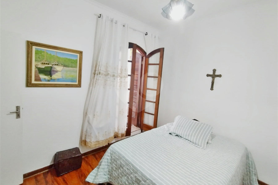 Sobrado à venda com 4 quartos em Santana, São Paulo, SP