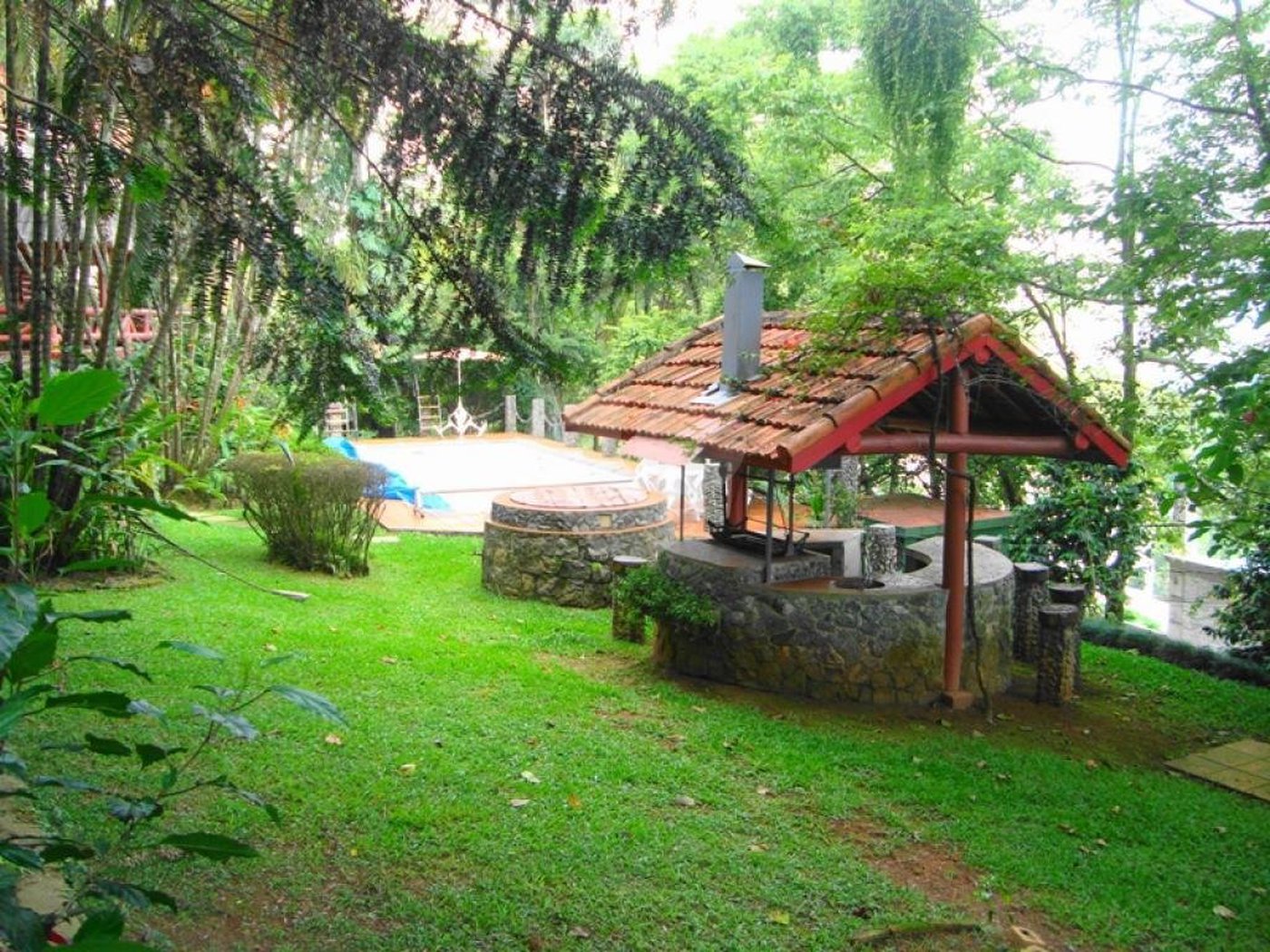 Casa à venda com 3 quartos, sendo 2 suítes, no condomínio Jardim Ibiratiba, São Paulo - SP