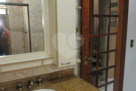 Casa Térrea à venda com 4 quartos, sendo 1 suíte, em Parque Imperial, São Paulo, SP