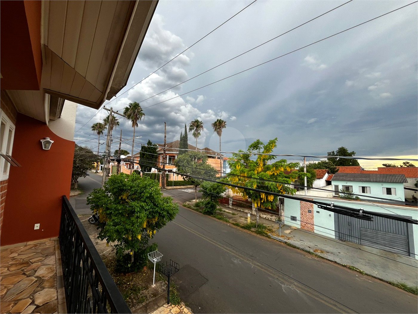 Casa à venda com 4 quartos, sendo 2 suítes,  em Vila Barth, Itapetininga, SP