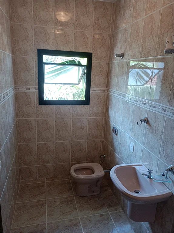 Sobrado à venda com 5 quartos, sendo 4 suítes,  em Rolinópolis, São Paulo, SP