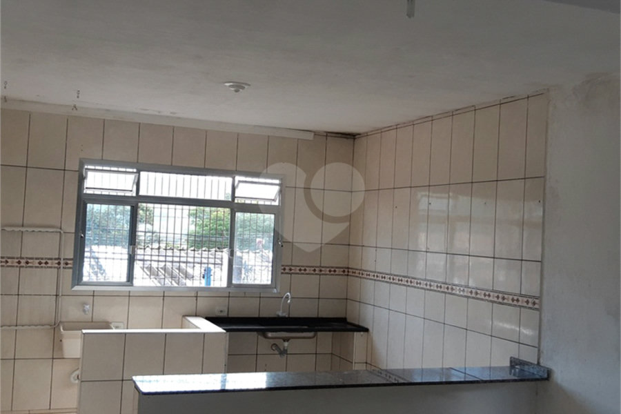 Sobrado à venda com 20 quartos em Jardim Peri, São Paulo, SP