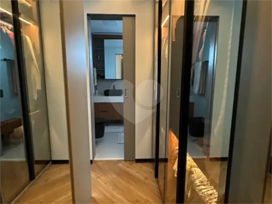 Apartamento à venda com 3 suítes em Campo Belo, São Paulo, SP