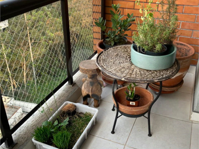 Apartamento à venda com 4 quartos, sendo 2 suítes,  em Vila Andrade, São Paulo, SP