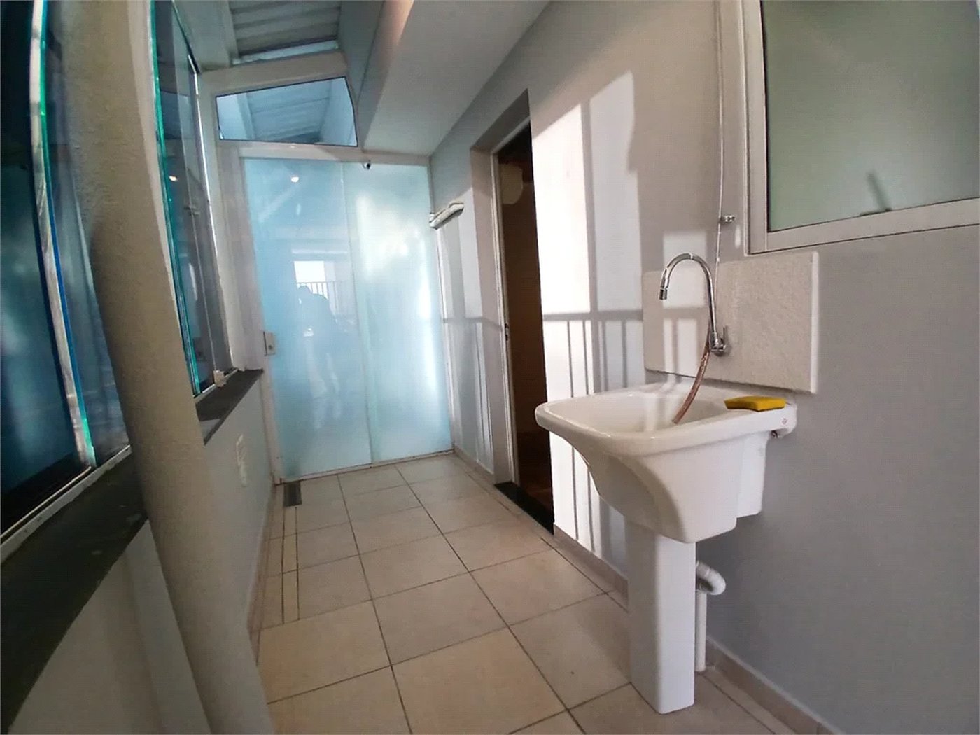 Cobertura à venda com 4 quartos, sendo 3 suítes,  em Cidade São Francisco, São Paulo, SP