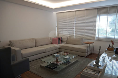 Apartamento à venda com 3 quartos, sendo 1 suíte, em Higienópolis, São Paulo, SP