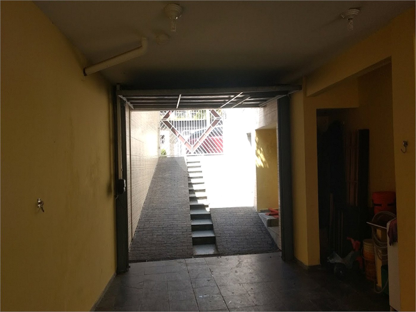 Sobrado à venda com 4 quartos, sendo 2 suítes, em Tremembé, São Paulo, SP