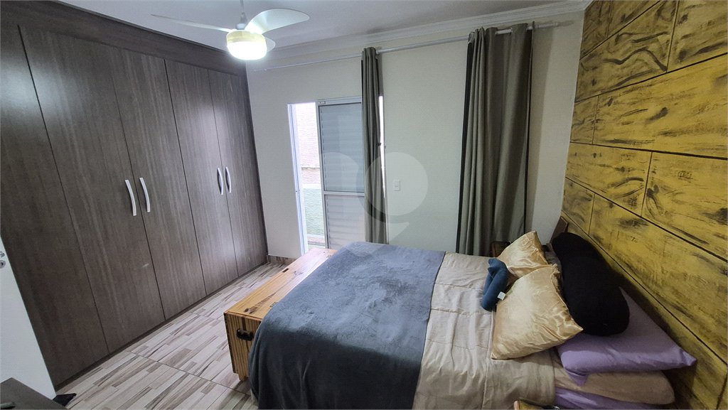 Casa à venda com 2 suítes no condomínio Simão Machado, São Paulo - SP