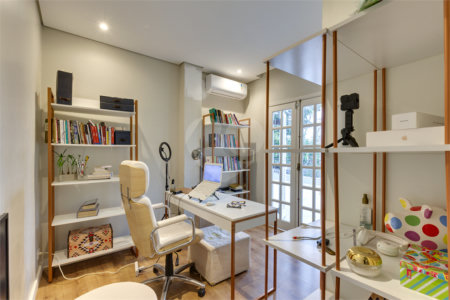 Casa à venda com 5 quartos, sendo 3 suítes, em Alto da Boa Vista, São Paulo, SP